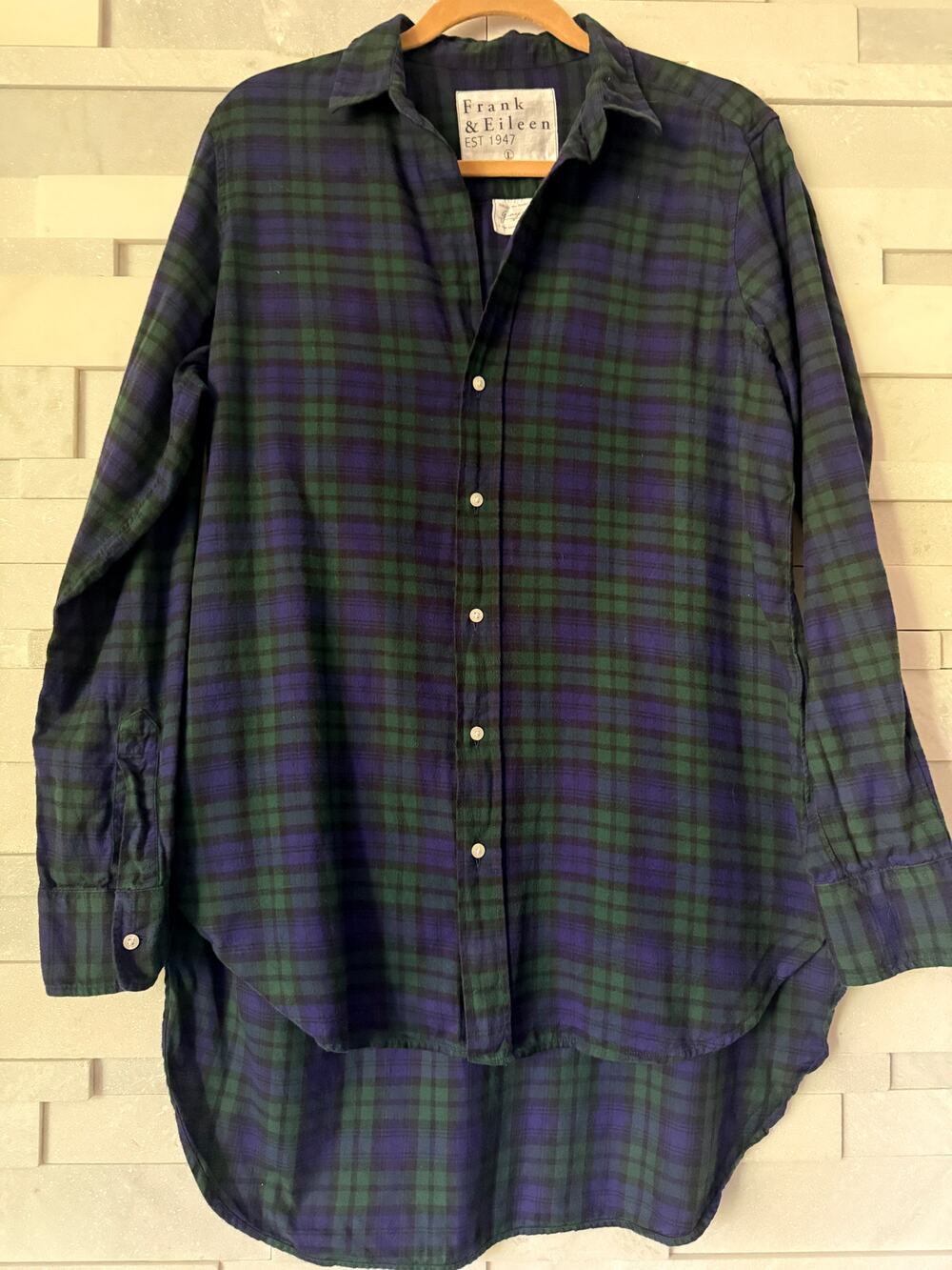 FRANK & EILEEN Grayson Tunic Shirt Blue Green Plaid High-Low Size L Made n Italy
